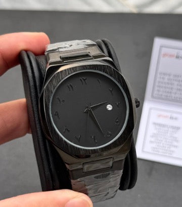 Black Aura watch